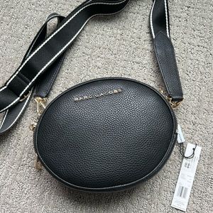 Marc Jacobs The Rewind Round Crossbody Bag